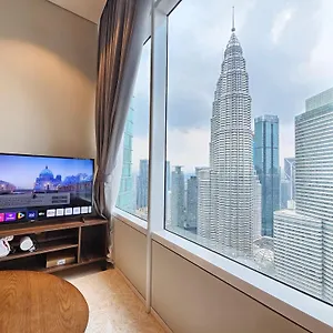 the-sky-suites-klcc-by-sana-sini.kualalumpurs-hotels.com/