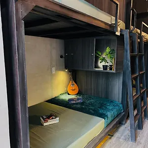 Hôtel capsule T Zone - Quiet Place, Near China Town,ho Thi Ky Street Food,cafe,beer